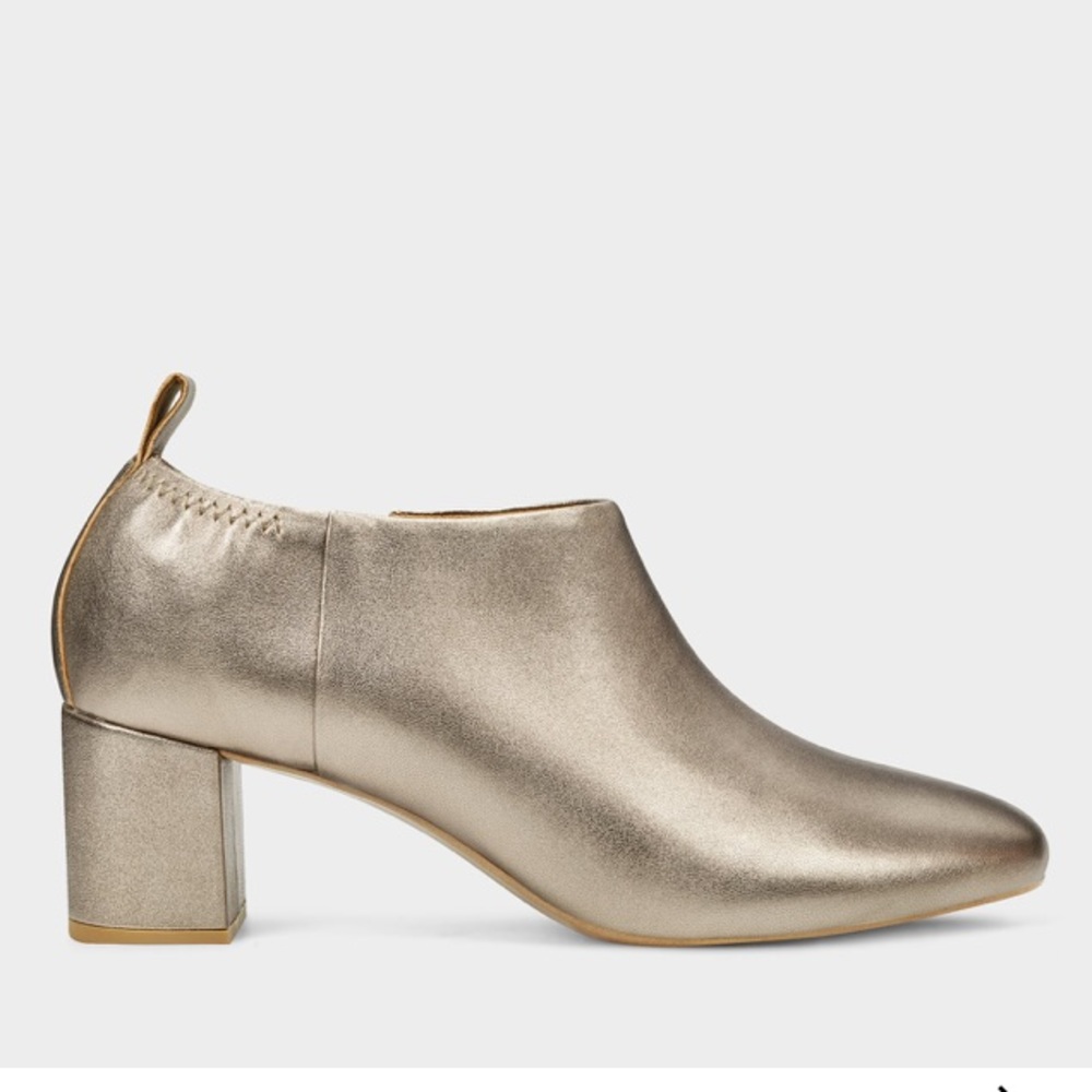 Aerosole gold 7.5 ankle bootie